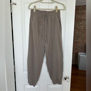 YPBmotionTEK Lightweight Jogger